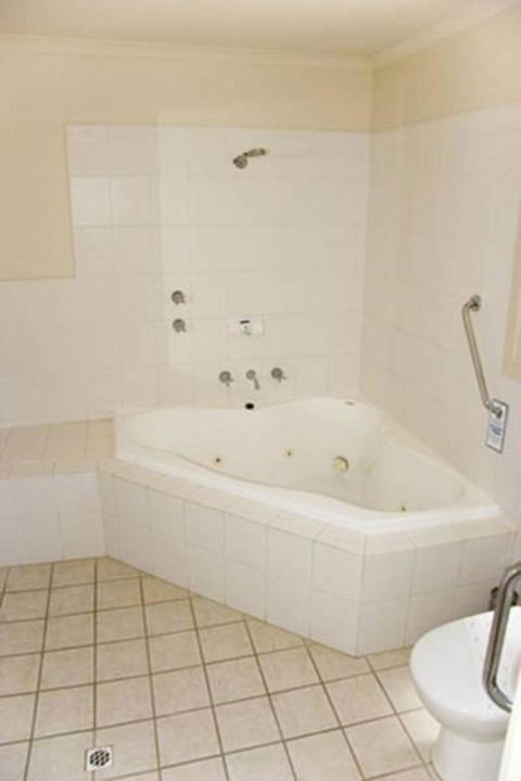 Cliff House Beachfront Villas - New South Wales Tourism  4