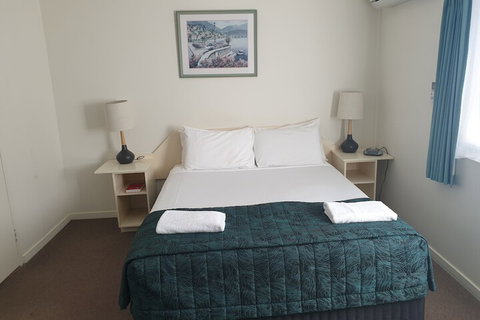 Earls Court Motor Inn - New South Wales Tourism  5