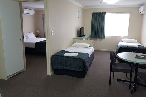 Earls Court Motor Inn - New South Wales Tourism  6