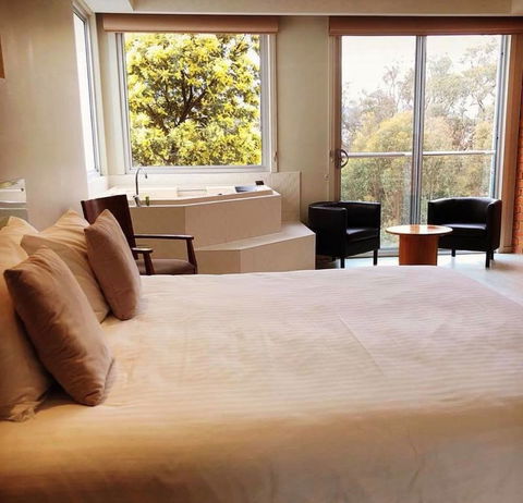 Macedon Ranges Hotel & Spa - New South Wales Tourism  6