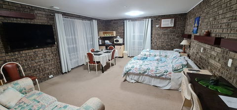 Sussex Inlet Motel - New South Wales Tourism  3