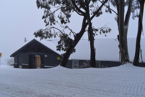 Cooroona Alpine Lodge - New South Wales Tourism  5