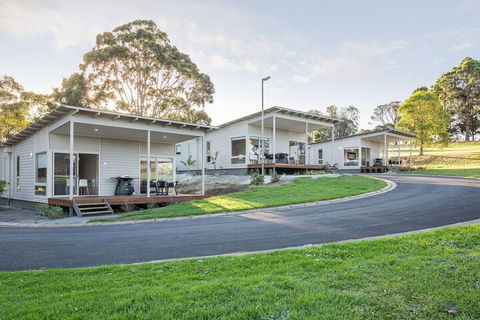 Blue Lake Holiday Park - New South Wales Tourism  1