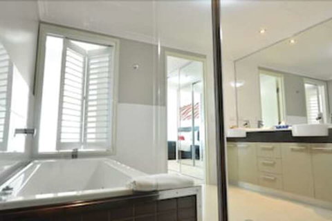 C2 Esplanade Serviced Apartments - New South Wales Tourism  2