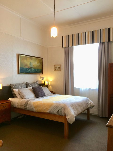Strahan Wilderness Lodge - New South Wales Tourism  6