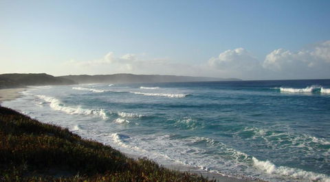 Ocean Beach Hideaway - New South Wales Tourism  6