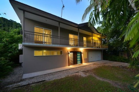 Villa Sorrento Luxury House - New South Wales Tourism  0