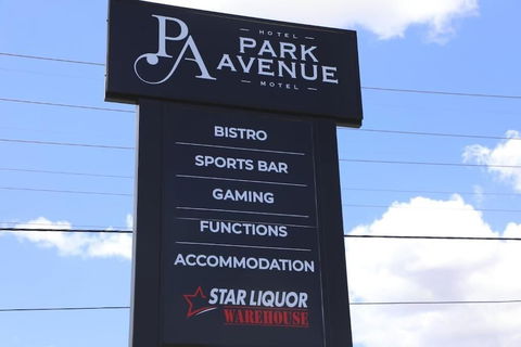 Park Avenue Hotel Motel - New South Wales Tourism  1