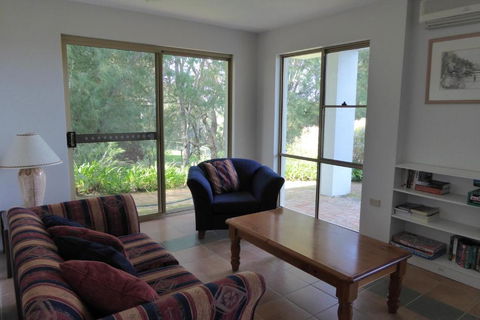 Sea Banksia - New South Wales Tourism  3