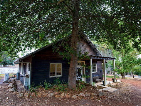 Oak Tree Barn Bridgetown - New South Wales Tourism  2