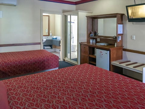 Dalby Homestead Motel - New South Wales Tourism  5