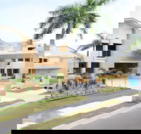 1770 Lagoons Central Apartment Resort - New South Wales Tourism 