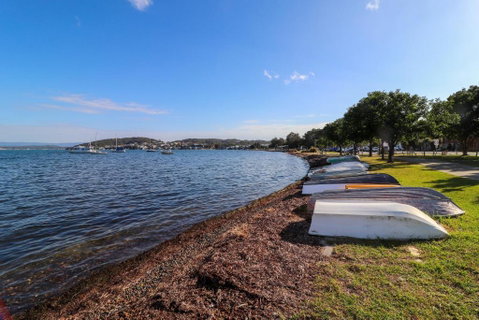 Flexi 3 At Belmont - New South Wales Tourism  3