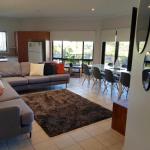 Flexi 3 At Belmont - New South Wales Tourism  0
