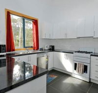 Hill Top Retreat - New South Wales Tourism 