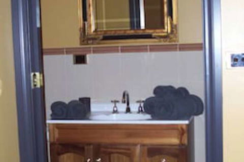 Church House B & B Gundagai - New South Wales Tourism  5