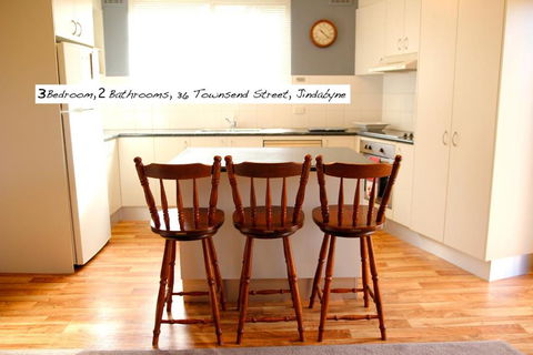 Full Circle Apartments - New South Wales Tourism  6