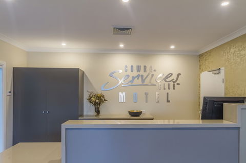 Cowra Services Club Motel - New South Wales Tourism  1