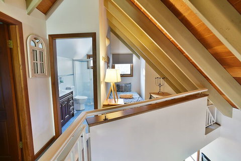 Bollygums - New South Wales Tourism  3