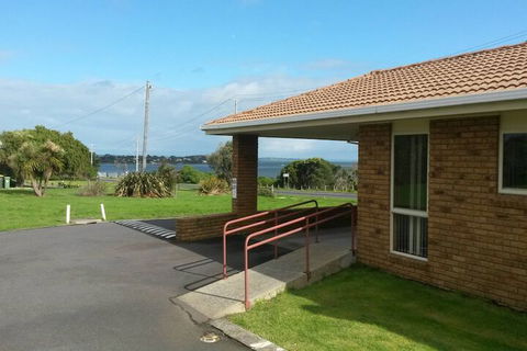 Quays Motel San Remo - New South Wales Tourism  2