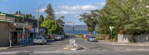 Moonrise View Apartment - New South Wales Tourism  6