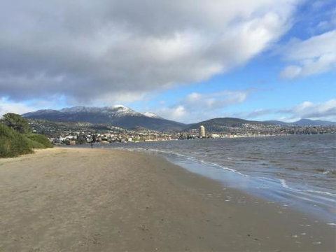 Moonrise View Apartment - New South Wales Tourism  4