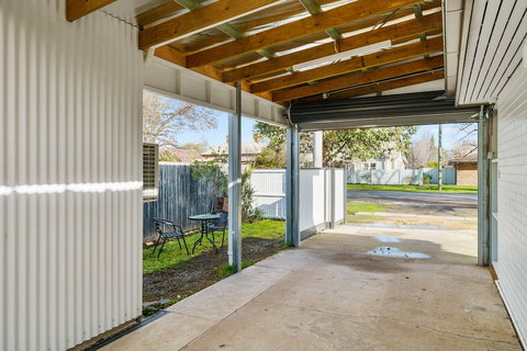 Benson House & Benson Lodge - New South Wales Tourism  0