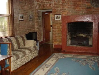 Lochinvar House B&B - New South Wales Tourism  6