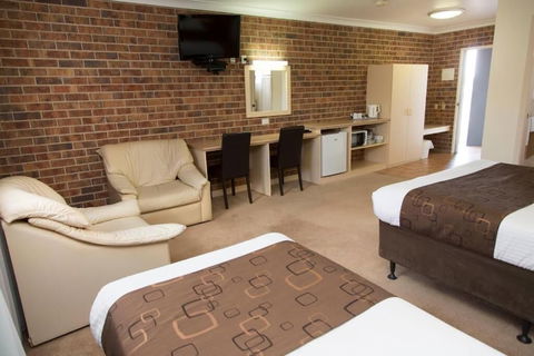A-line Motel - New South Wales Tourism  3