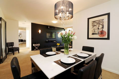 The Ivy On Munro - Rejuvenate Stays - New South Wales Tourism  5