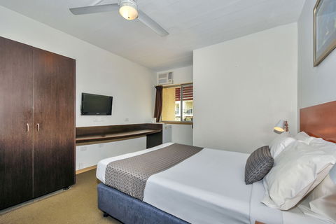 Darwin City Edge Motel & Suites - New South Wales Tourism  1