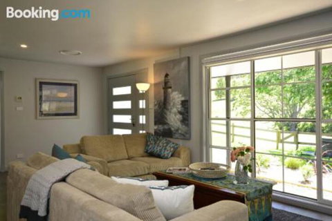 Whispers At Cedar Grove - New South Wales Tourism  0