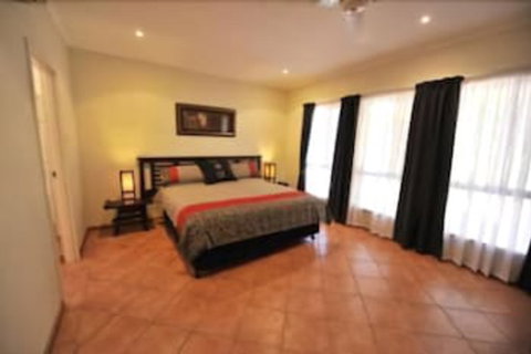 Ochre Moon B&B - New South Wales Tourism  3