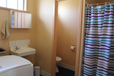 Jurien Beachfront Holiday Units - New South Wales Tourism  4