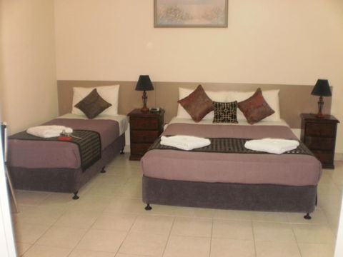 Molika Springs Motel - New South Wales Tourism  4