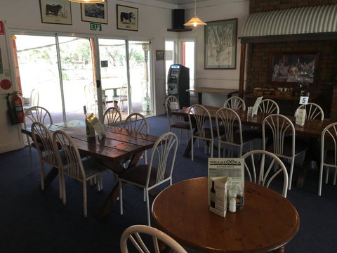 Willalooka Tavern - New South Wales Tourism  4