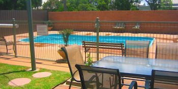 Aaron Inn Motel - New South Wales Tourism  1