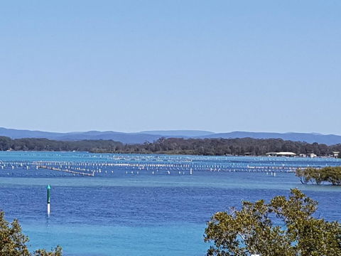 CHILL OUT LAKESIDE At FORSTER - New South Wales Tourism  2