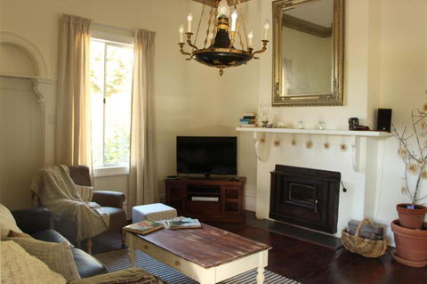 Bickley Valley Cottage - New South Wales Tourism  6