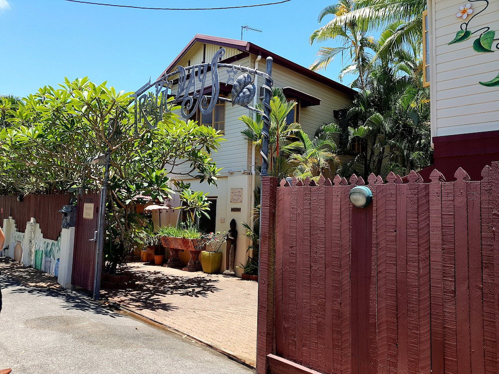 Bungalow QLD New South Wales Tourism 