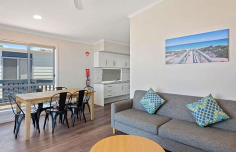 Discovery Parks - Streaky Bay Foreshore - New South Wales Tourism  5