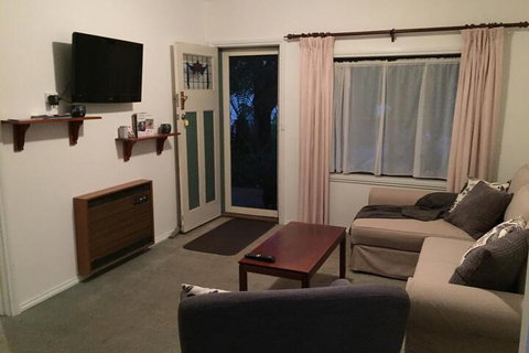 5301 B & B - New South Wales Tourism  3