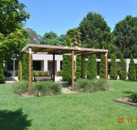 Grevillea Gardens Apartments - New South Wales Tourism 