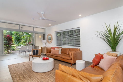 Seascape Holidays - Club Tropical Apts - New South Wales Tourism  0