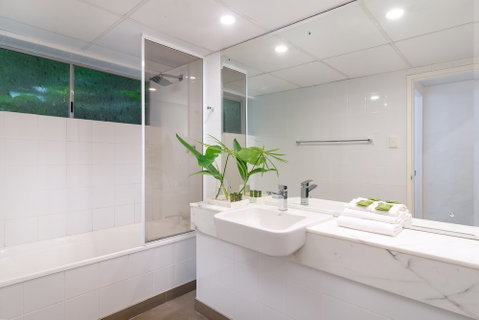 Seascape Holidays - Club Tropical Apts - New South Wales Tourism  3