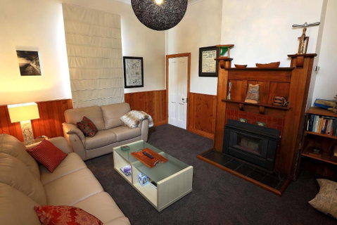 At The Beach & Not Quite At The Beach Holiday Cottages Stanley - New South Wales Tourism  2