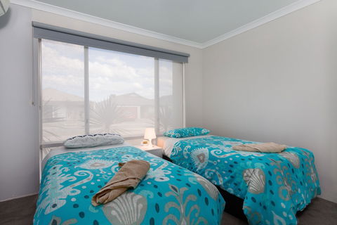 Rainbow Dream House PERTH Holiday Home - New South Wales Tourism  3
