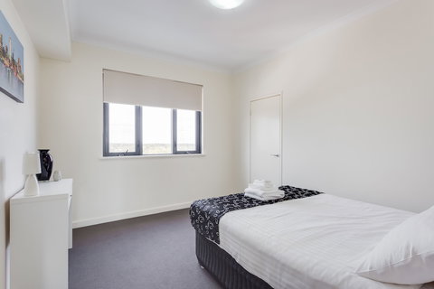 Nautilus By Rockingham Apartments - New South Wales Tourism  3