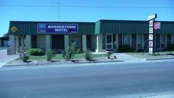 Bordertown Motel - New South Wales Tourism  4