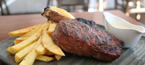 Alpha Ouzeri - New South Wales Tourism  1